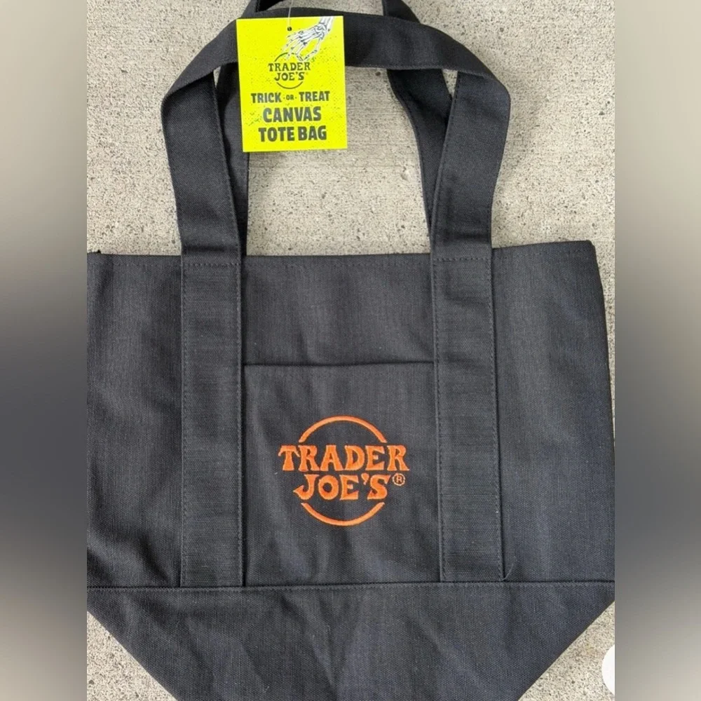 Limited Edition Trader Joe’s Halloween 4 mini canvas bags tote trick or treat - Picture 6 of 6